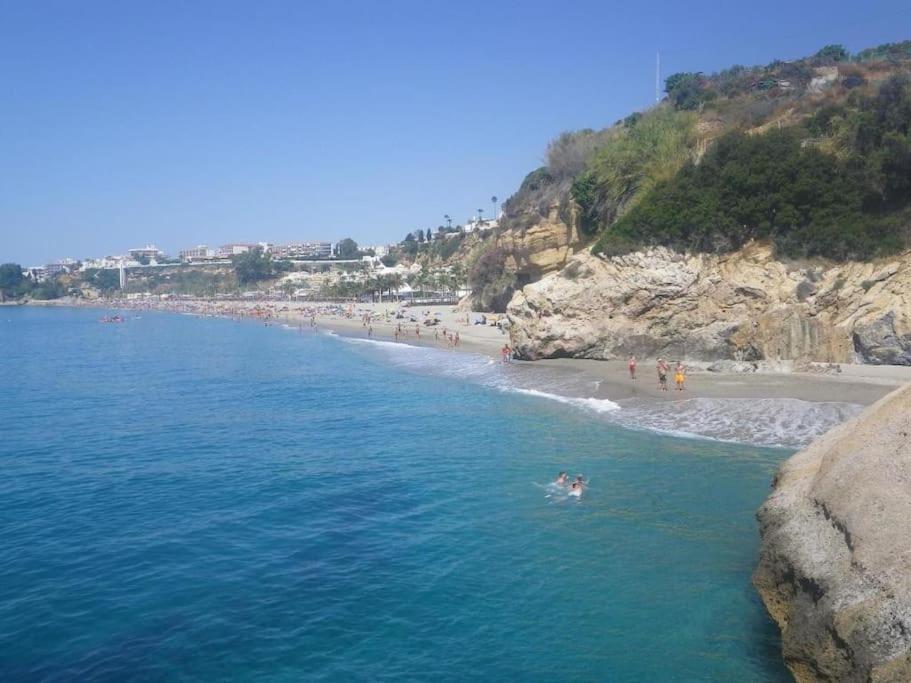 Carabeo 19 Apartment Nerja Bagian luar foto