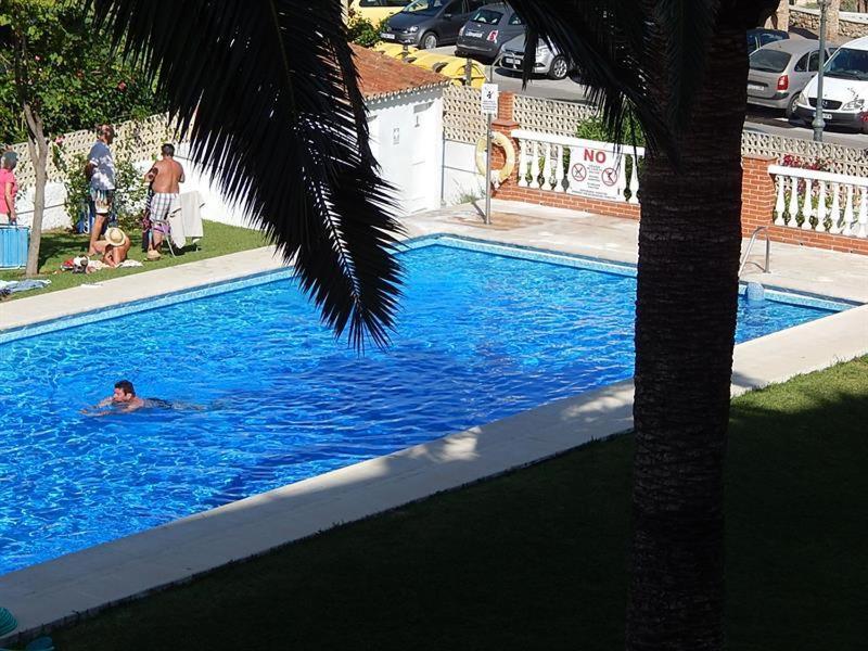 Carabeo 19 Apartment Nerja Bagian luar foto