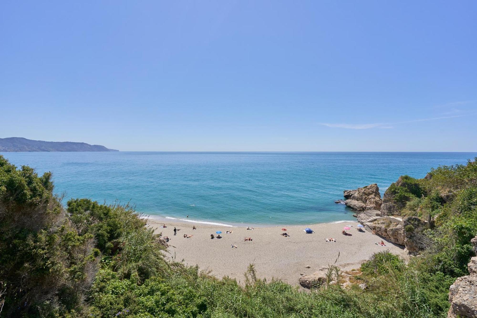 Carabeo 19 Apartment Nerja Bagian luar foto