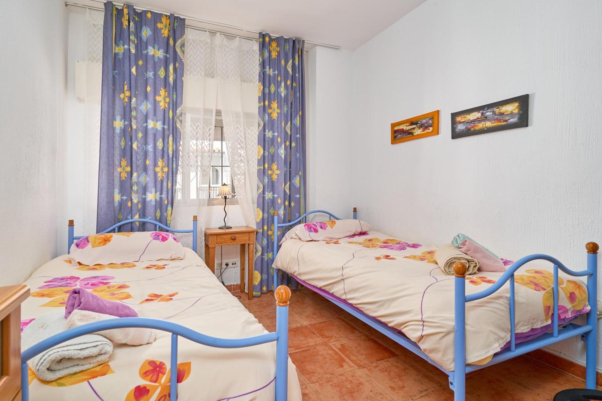 Carabeo 19 Apartment Nerja Bagian luar foto