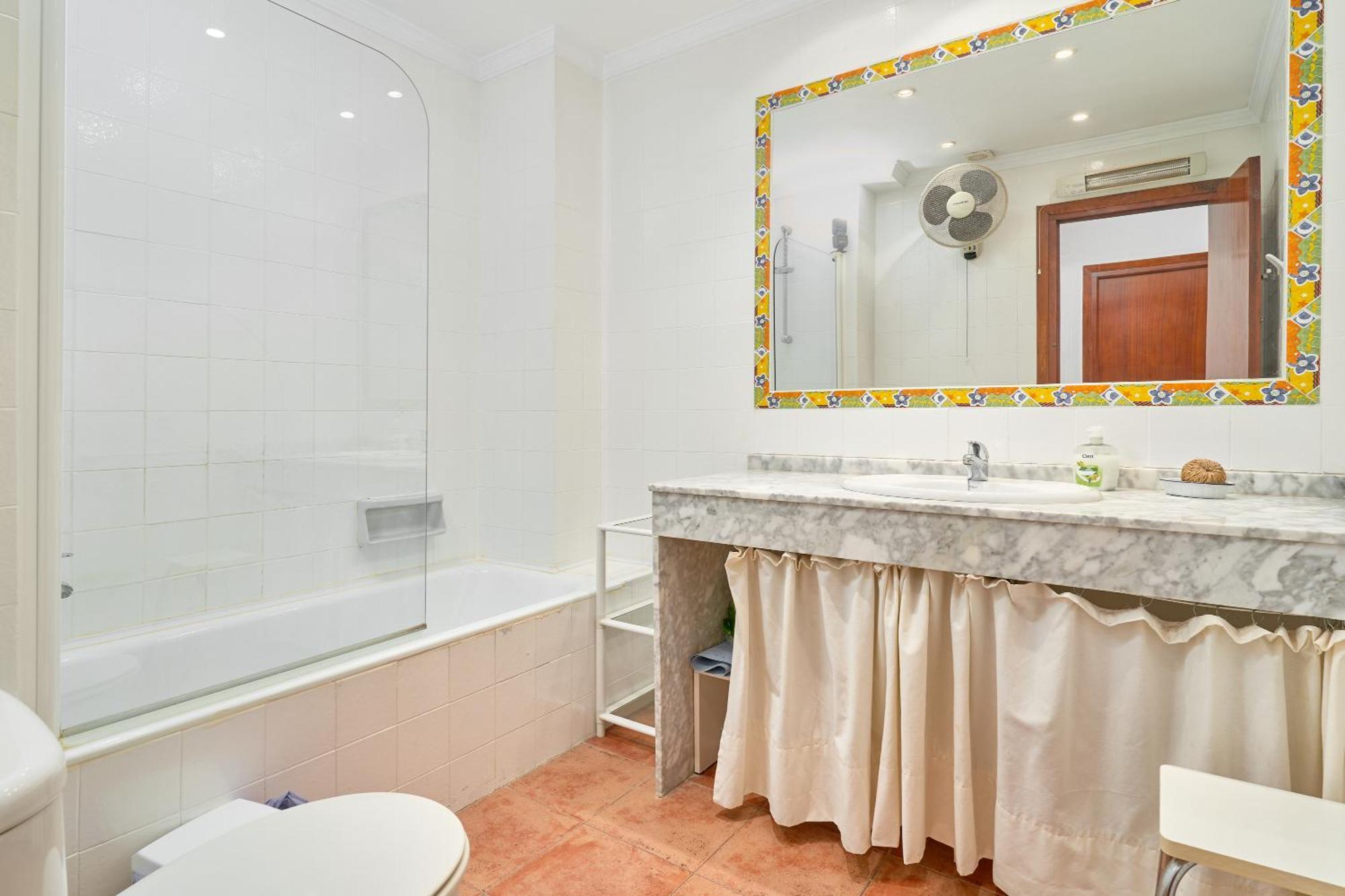 Carabeo 19 Apartment Nerja Bagian luar foto